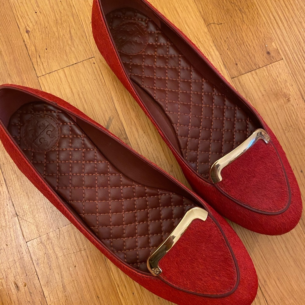 Tory Burch Leather Flat Shoes